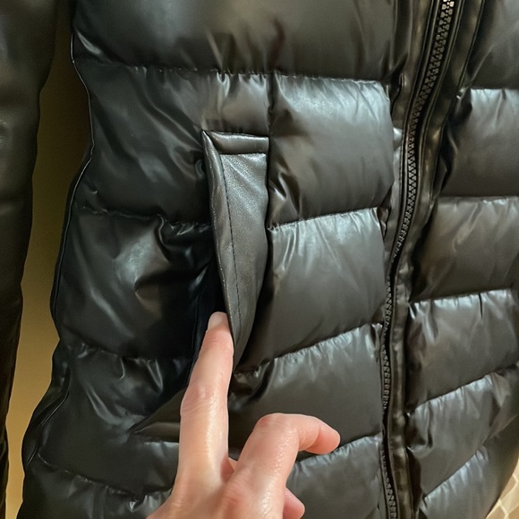 Nicole benisti with real fox trim removable hood worn about 8 times - Picture 3 of 13